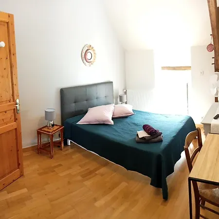 La Haye Georget Bed & Breakfast Feneu